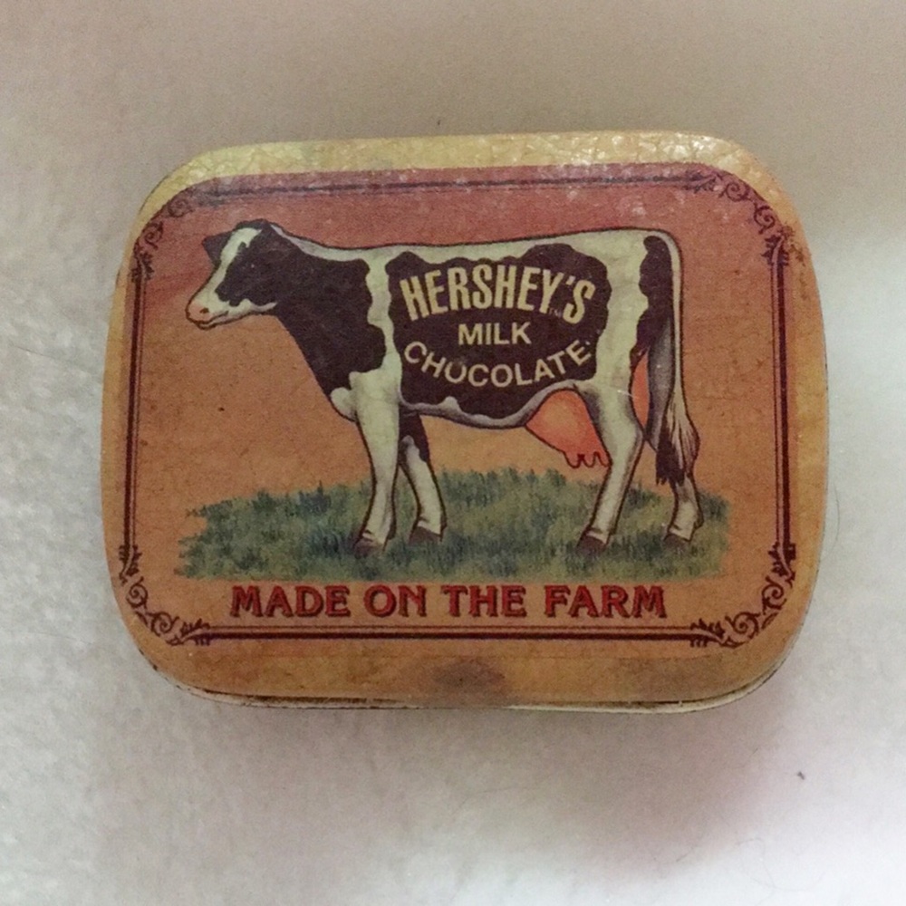 Hershey's Milk Chocolate Tin